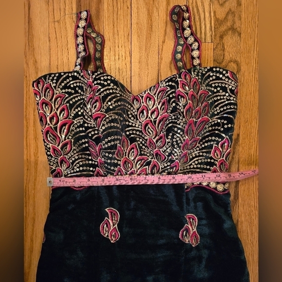 Hand Sewn Emerald Green Velvet Sequin Mermaid Gown XS - Picture 2 of 10